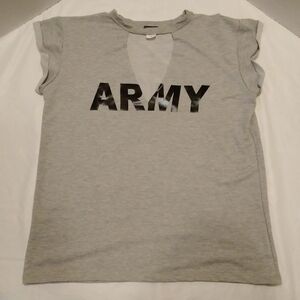 Rue 21 Army tshirt medium